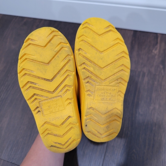 Totes Kids Everywear Charley Tall Rain Boot - Picture 6 of 11